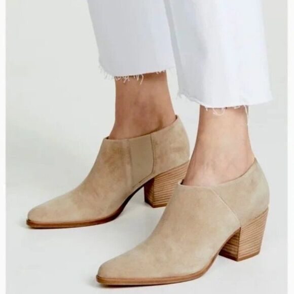 Vince Hamilton Taupe Suede Booties Size 9 - Picture 1 of 7